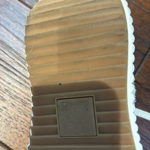 Cream platform sneakers - Picture 3 of 4